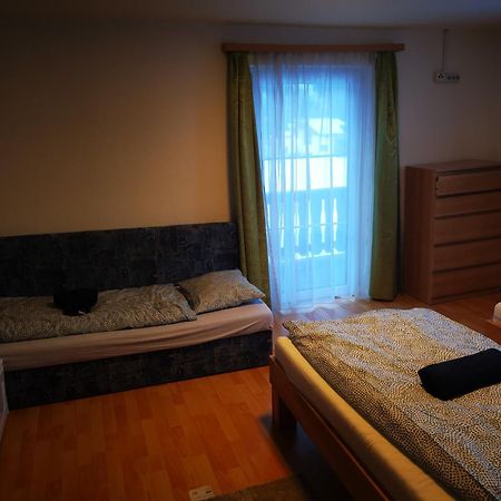 אומהאוזן Ferienwohnung Peter מראה חיצוני תמונה